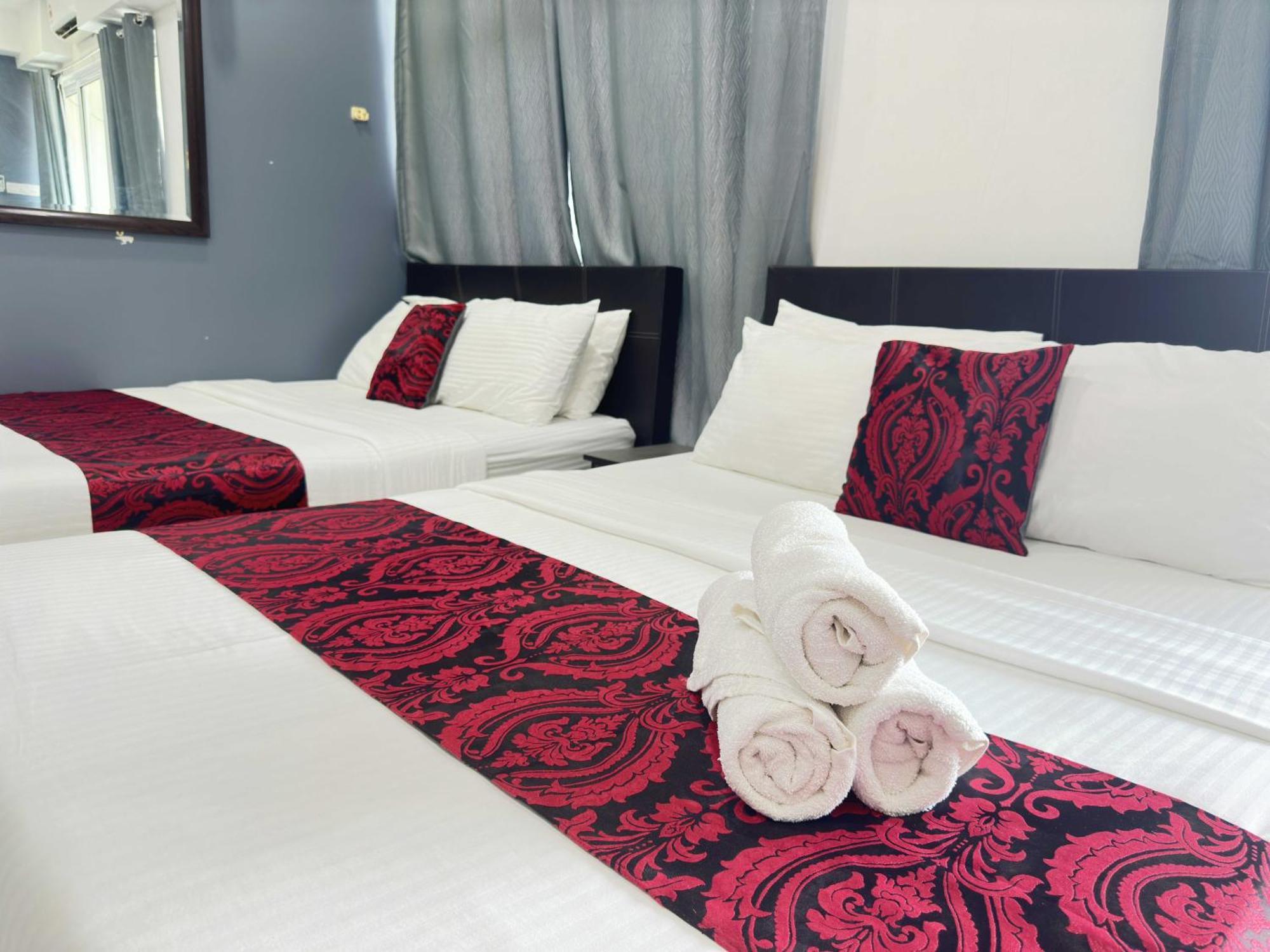 Cahaya Qaira Homestay @ D'Perdana コタバル エクステリア 写真