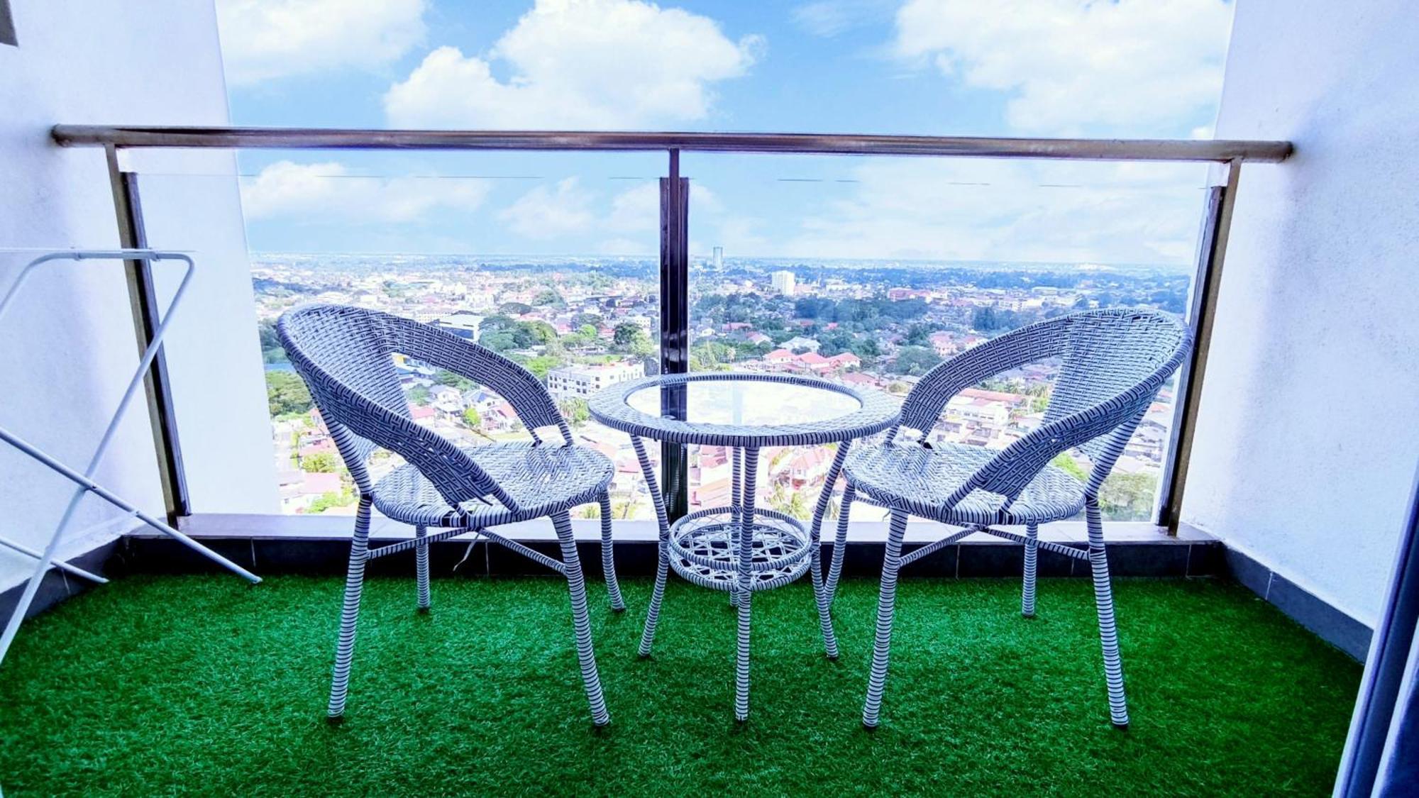 Cahaya Qaira Homestay @ D'Perdana コタバル エクステリア 写真