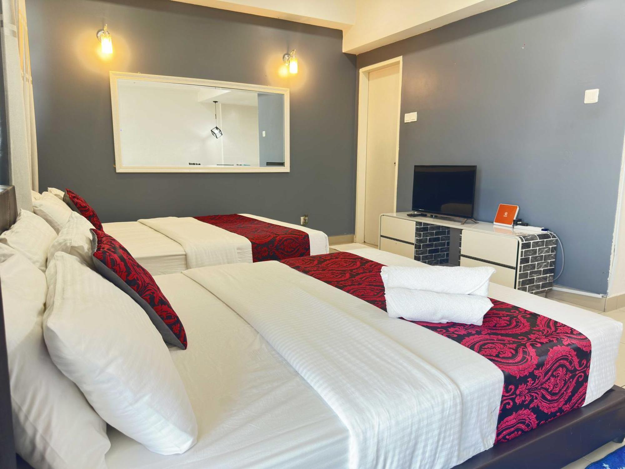 Cahaya Qaira Homestay @ D'Perdana コタバル エクステリア 写真