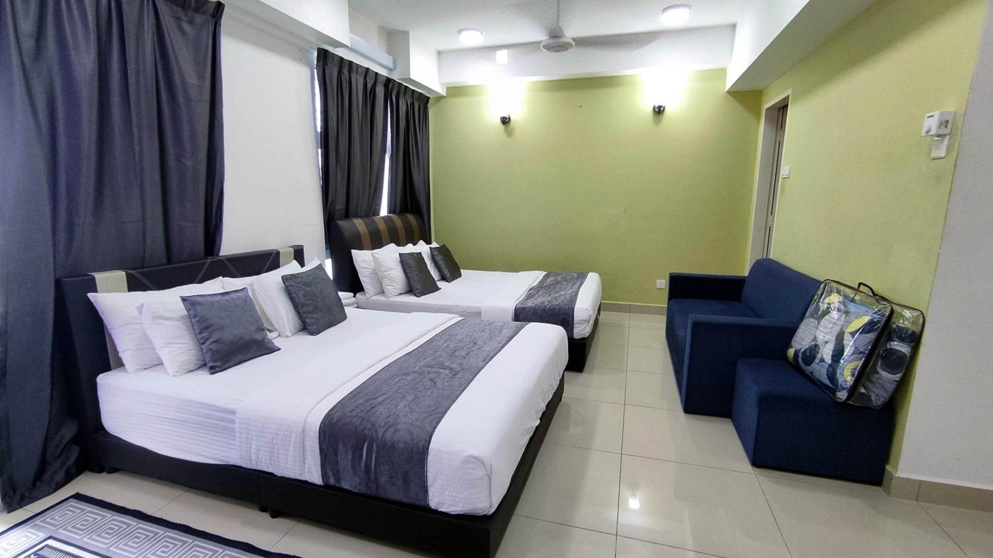 Cahaya Qaira Homestay @ D'Perdana コタバル エクステリア 写真
